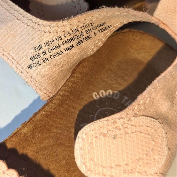 H&M Baby Toddler Girl Sandals Shoes. Size: 4-5 - Picture 2 of 6